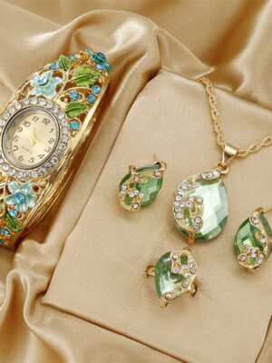 2025 European and American New Retro Palace Style Elegant Floral Ladies Wristwatch Fashion Versatile Jewelry Set